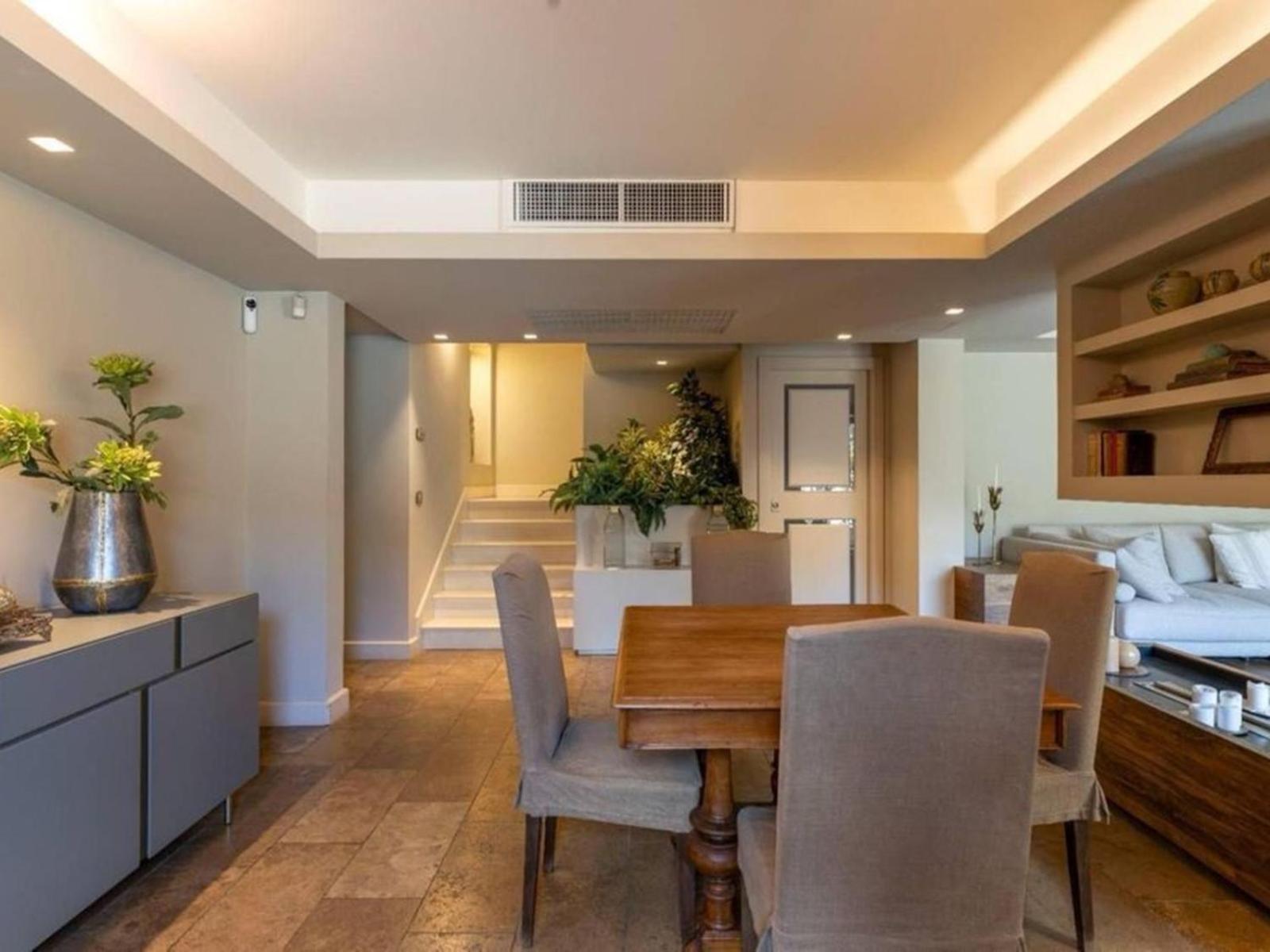 Mediterranean - Style In - 5 Bedrooms, Pool, Garden